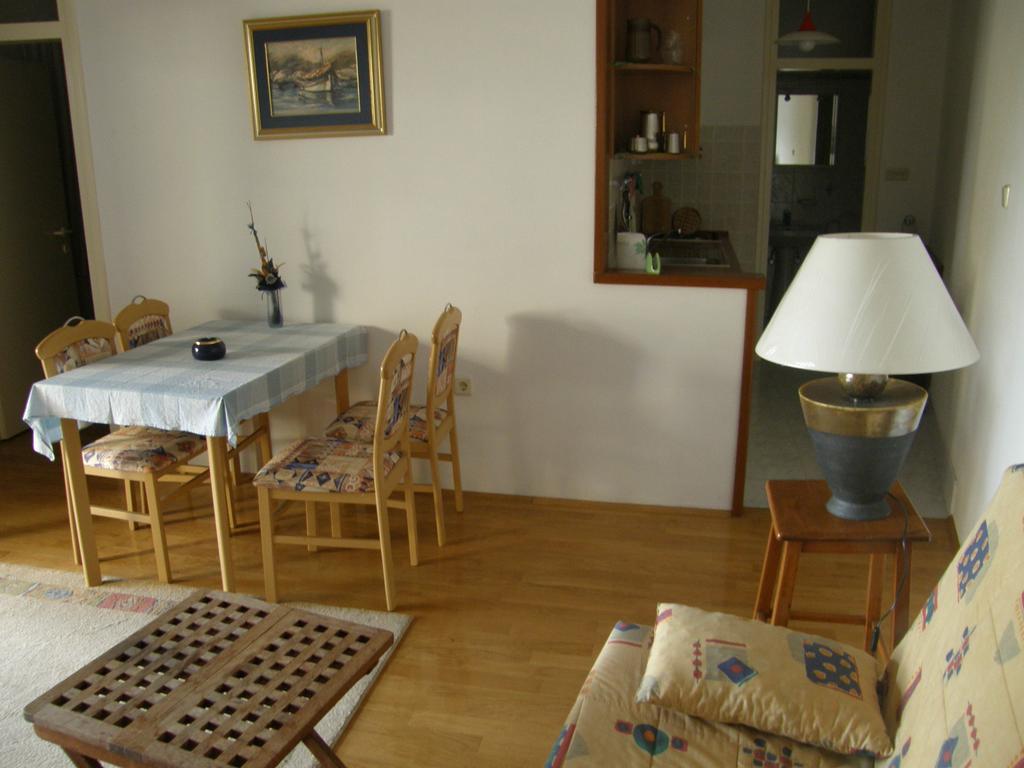 Marina Apartment Цриквеница Экстерьер фото